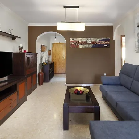 Apartment Nacho Piscina, Jardin Y Parking